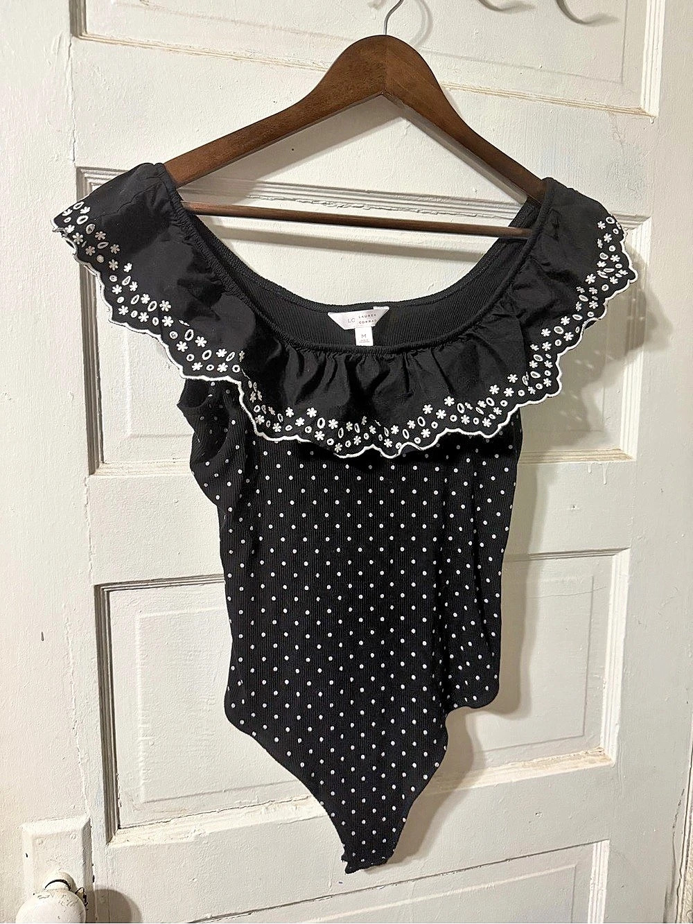 Lauren Conrad Polka Dot Blouse / Bodysuit in Black & White Size Medium Like New